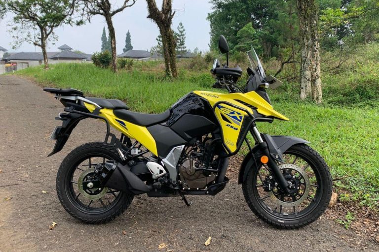 Suzuki V-Strom 250 SX Adventure Compact for rent in Bali