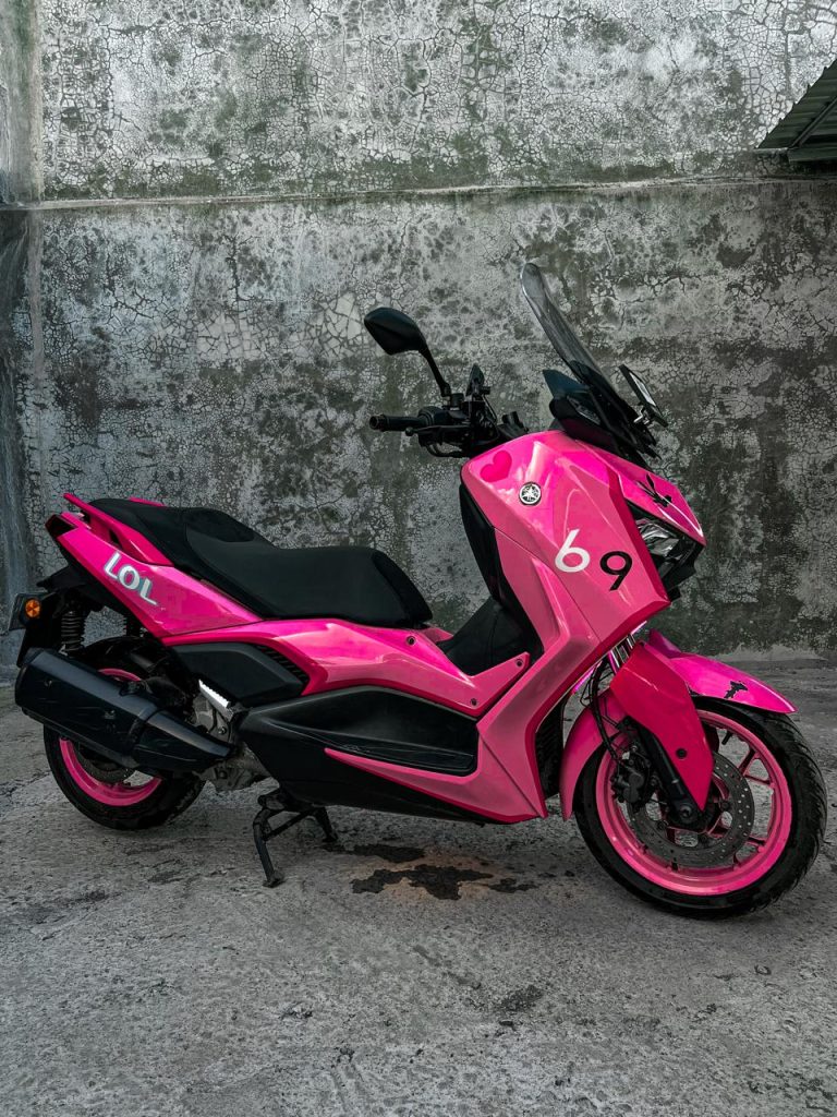 Yamaha XMAX Pink for rent in Bali