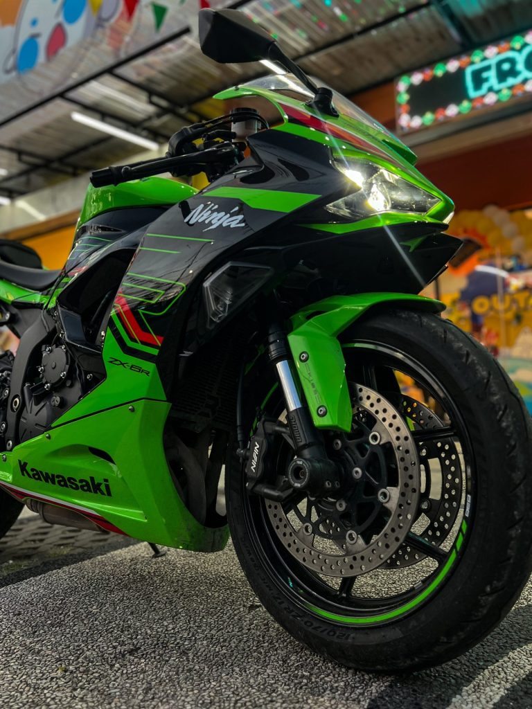 Kawasaki Ninja ZX-6R for rent in Bali