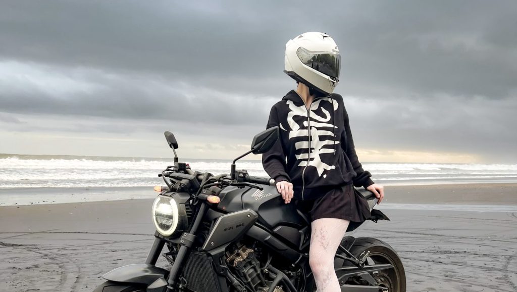 Motorcycle Photo Tour to Black Beach ( Private ) — rent in Bali