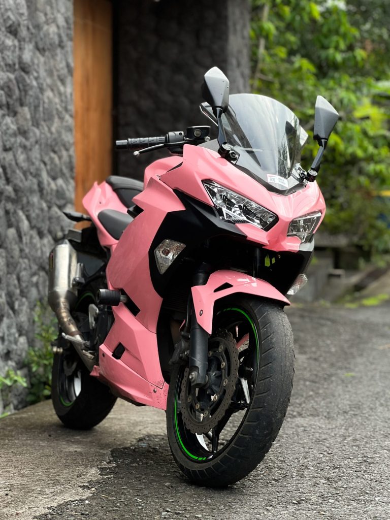 Kawasaki Ninja 250 FI for rent in Bali